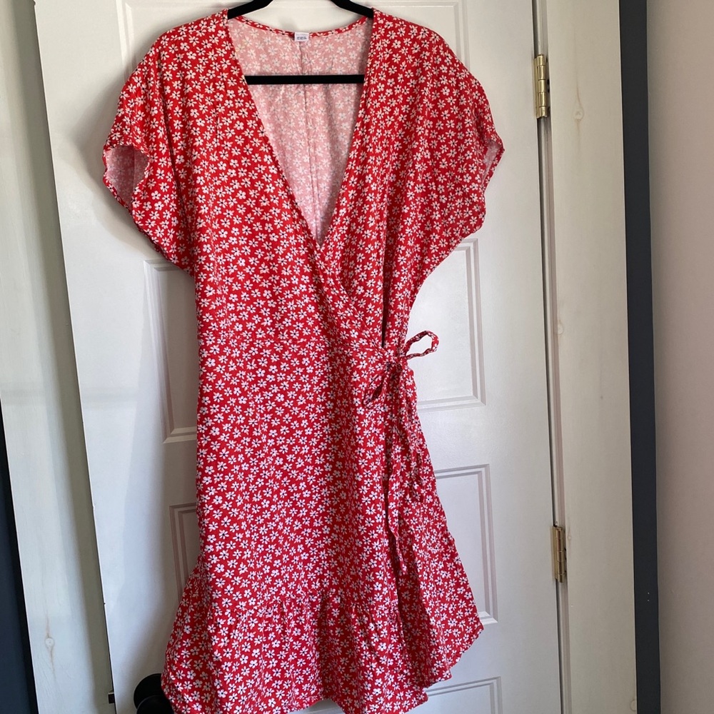 Old Navy Floral Wrap Dress